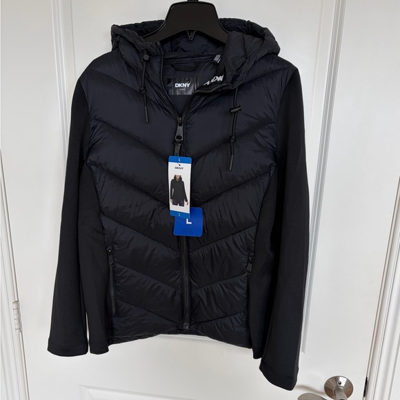❤️DKNY Women's Puffer Jacket Scuba Sleeves Mixed Media Black size L 
New WithTag - Picture 2 of 12